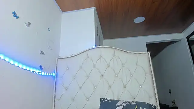 Anny jhonsonx online show from September 2025 11:29:02 PM