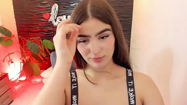 sofia 44 online show from October 2025 01:52:01 PM