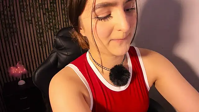 sofia 44 online show from May 2026 09:00:02 PM