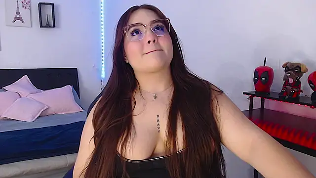 Snapshot of KimGeorgia_ chatting on December 2024 12:42:02 AM KimGeorgia online show from December 2024 12:42:02 AM