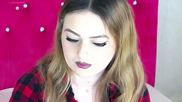 Snapshot of Erryka chatting on February 2025 05:02:01 AM Erryka online show from February 2025 05:02:01 AM