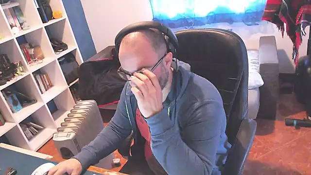 ravingr4d4 online show from March 2025 09:14:02 AM