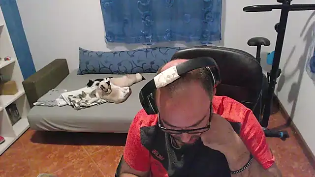 ravingr4d4 online show from September 2025 01:11:01 AM