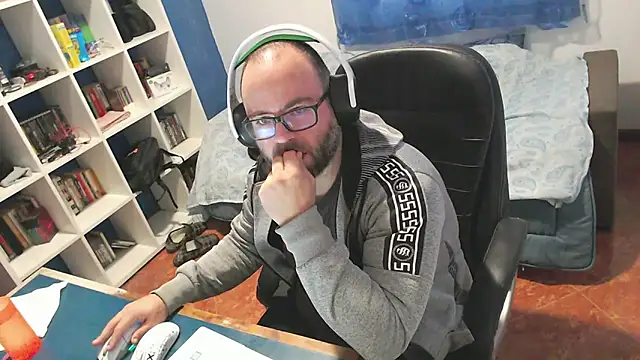 ravingr4d4 online show from January 2026 09:14:02 AM