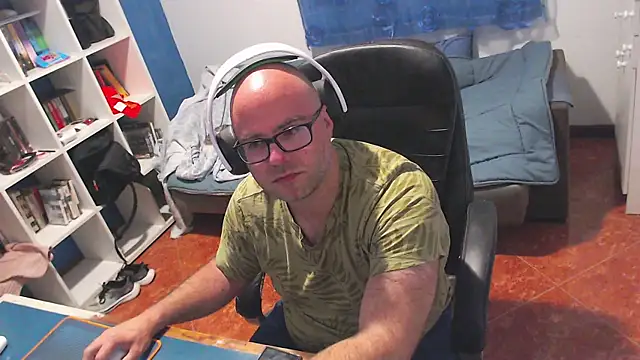ravingr4d4 online show from May 2026 10:27:01 PM