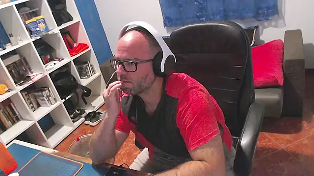 ravingr4d4 online show from June 2026 09:12:01 PM