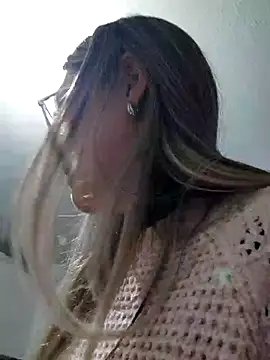 Daniela77771 online show from May 2026 09:42:01 PM