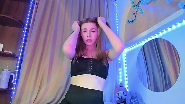 Alisa Black Star online show from February 2026 06:50:01 PM