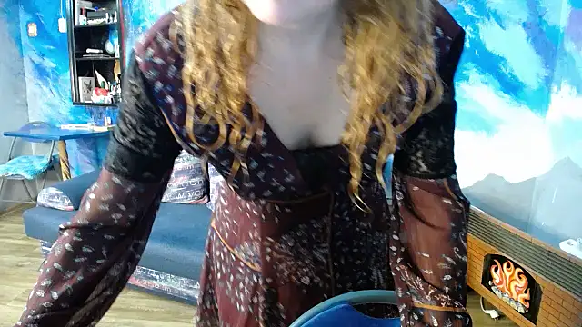 Snapshot of Helen1974 chatting on November 2025 05:40:01 AM Helen1974 online show from November 2025 05:40:01 AM