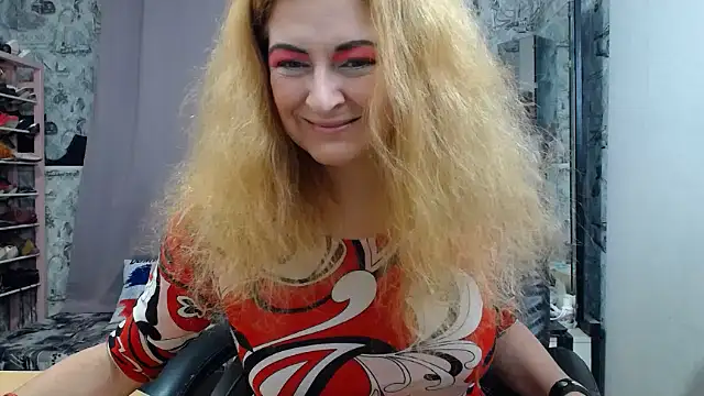 Snapshot of Helen1974 chatting on December 2025 01:50:02 PM Helen1974 online show from December 2025 01:50:02 PM