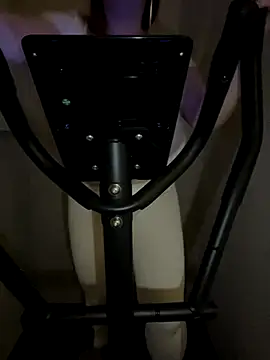 -R0sa-8ella- online show from September 2025 10:20:02 PM