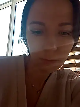 Brilliant-Queen1 online show from January 2025 02:43:02 AM