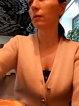 Brilliant-Queen1 online show from February 2025 12:02:01 AM