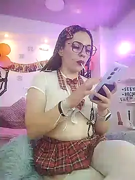 Snapshot of CaroFisher chatting on October 2025 01:07:01 PM CaroFisher online show from October 2025 01:07:01 PM