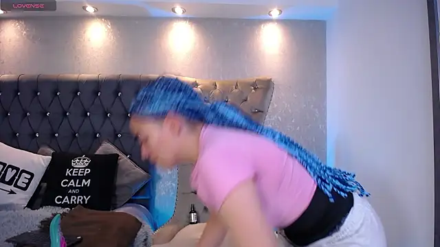 CaroFisher online show from March 2026 01:07:02 PM