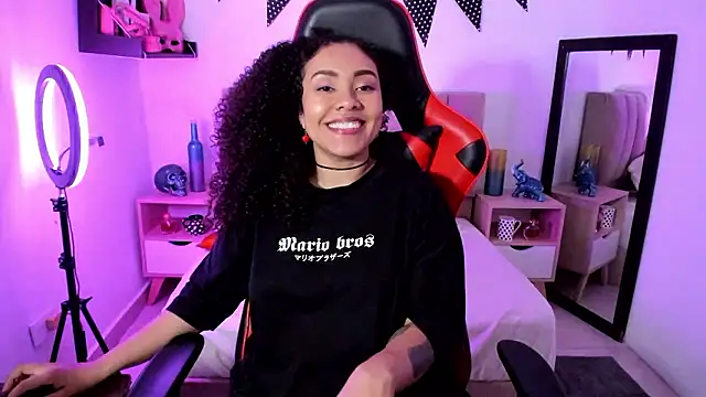 Snapshot of Zoe_Gruber chatting on December 2024 02:42:01 AM Zoe Gruber online show from December 2024 02:42:01 AM