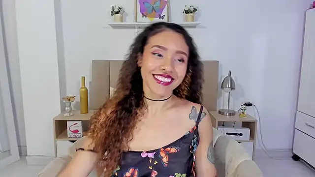 Snapshot of Zoe_Gruber chatting on July 2026 12:04:02 AM Zoe Gruber online show from July 2026 12:04:02 AM