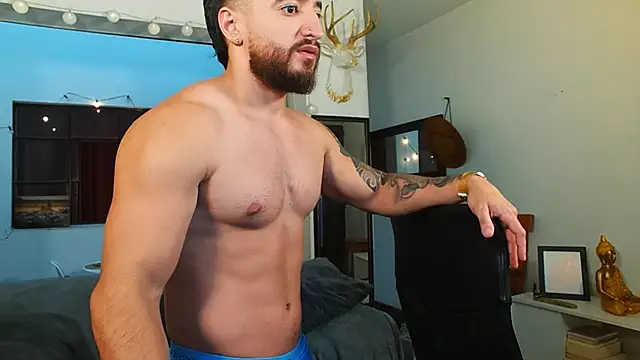 AndrewMartinez online show from February 2025 10:00:02 PM