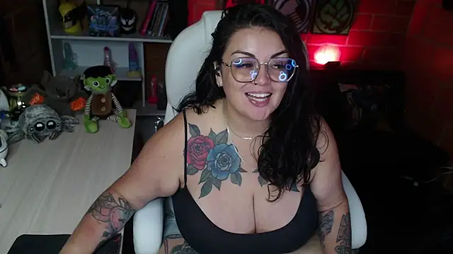 Snapshot of juliette_rd chatting on February 2025 06:27:02 AM juliette rd online show from February 2025 06:27:02 AM