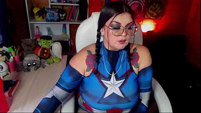 Snapshot of juliette_rd chatting on September 2025 04:18:02 PM juliette rd online show from September 2025 04:18:02 PM