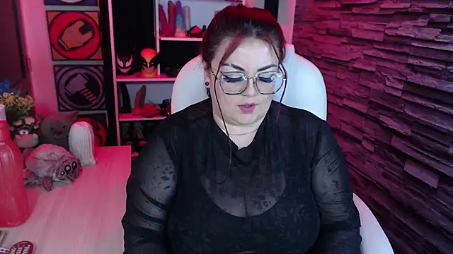 Snapshot of juliette_rd chatting on April 2026 03:43:02 AM juliette rd online show from April 2026 03:43:02 AM