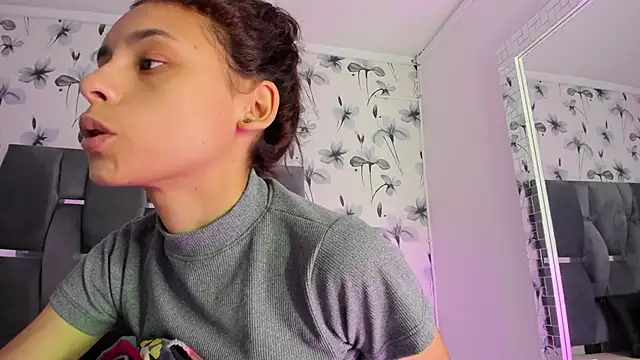 Ehotloveaxxx online show from January 2025 12:24:02 PM