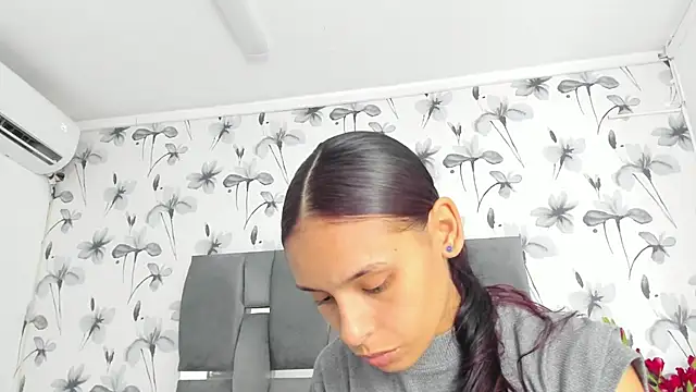 Ehotloveaxxx online show from September 2025 01:46:01 PM