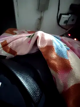 Snapshot of Eduardoxxx51 chatting on October 2025 06:13:02 AM Eduardoxxx51 online show from October 2025 06:13:02 AM