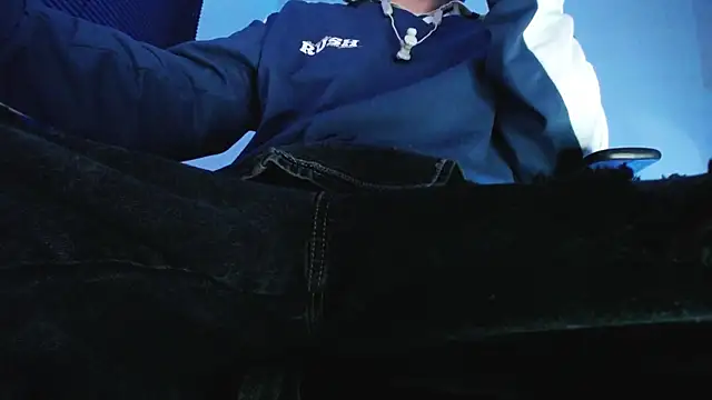 zacwatson  online show from January 2026 01:31:02 AM