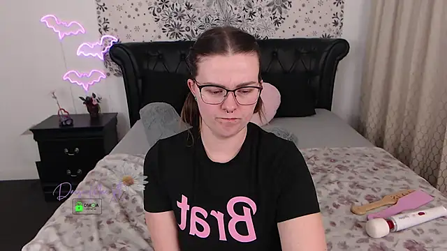 Snapshot of DaisieMaeXO chatting on November 2025 05:40:02 AM DaisieMaeXO online show from November 2025 05:40:02 AM