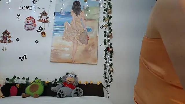 Snapshot of malusexy33 chatting on December 2024 05:06:02 AM malusexy33 online show from December 2024 05:06:02 AM