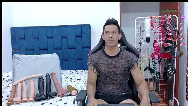 JoseRumbero26 online show from February 2026 12:12:01 PM