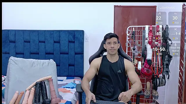 JoseRumbero26 online show from April 2026 09:49:02 PM