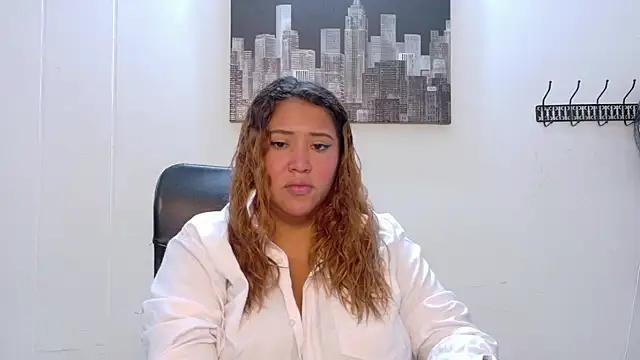 I am yours- online show from October 2025 11:44:02 AM