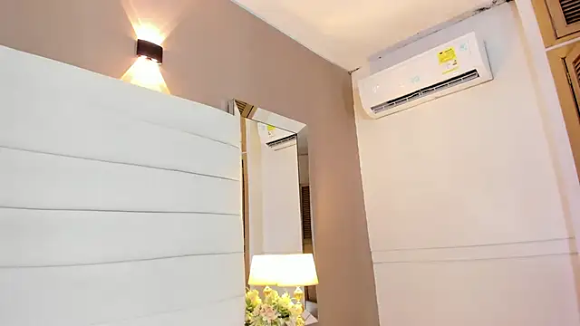 Lilly 2809  online show from September 2025 04:11:02 AM