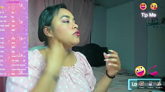 Snapshot of Tita_dirty chatting on April 2026 03:28:01 AM Tita dirty online show from April 2026 03:28:01 AM