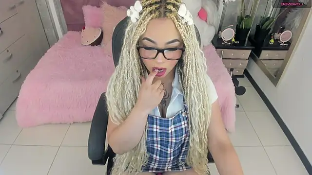 conny  curly online show from January 2026 12:52:01 PM