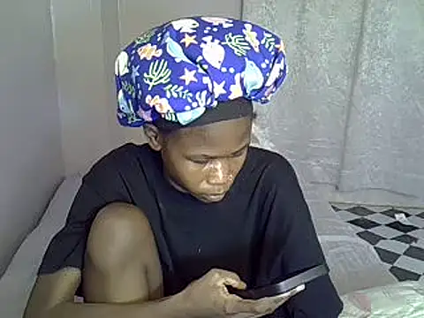 Snapshot of SexxyTerry chatting on February 2025 05:18:02 PM SexxyTerry online show from February 2025 05:18:02 PM