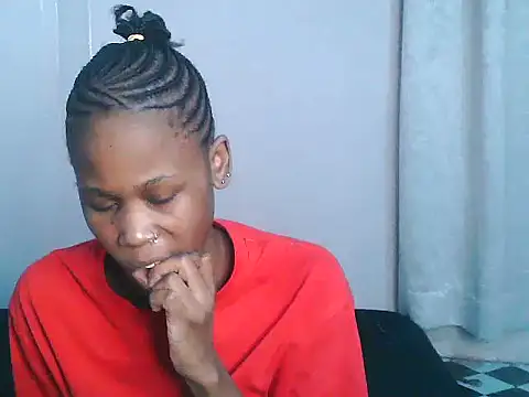 Snapshot of SexxyTerry chatting on October 2025 03:00:01 PM SexxyTerry online show from October 2025 03:00:01 PM