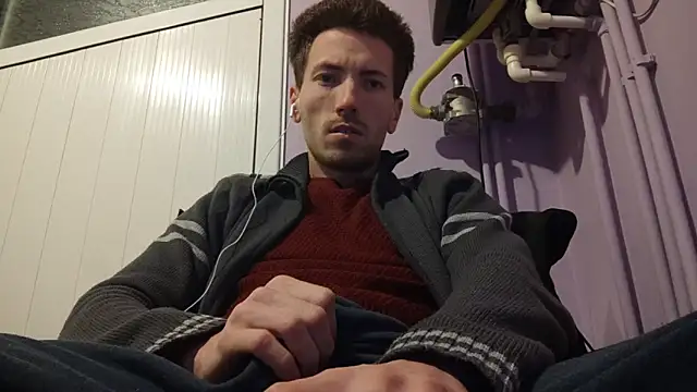  Hocthus  online show from February 2025 06:00:01 PM