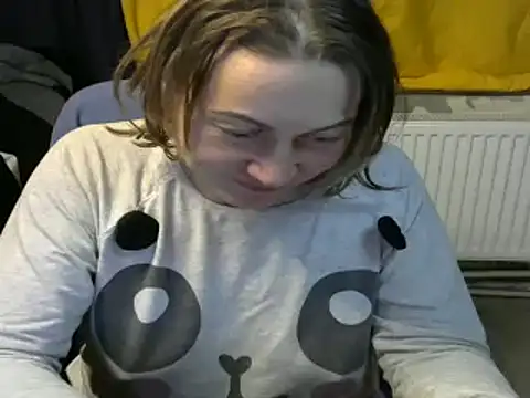 Snapshot of wLESLYMOSw chatting on December 2024 09:48:01 PM wLESLYMOSw online show from December 2024 09:48:01 PM