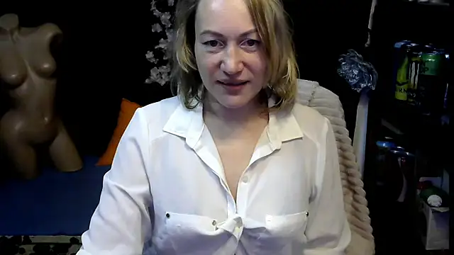 Snapshot of wLESLYMOSw chatting on November 2025 08:36:02 AM wLESLYMOSw online show from November 2025 08:36:02 AM