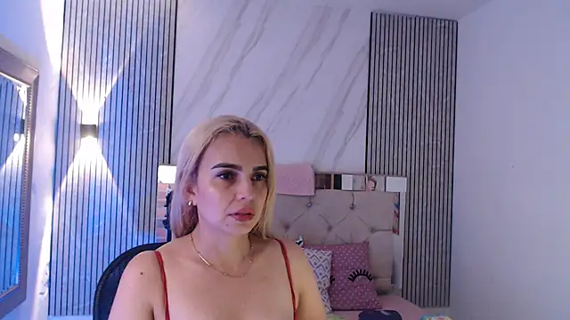 ashley  tylor online show from February 2026 02:29:02 AM