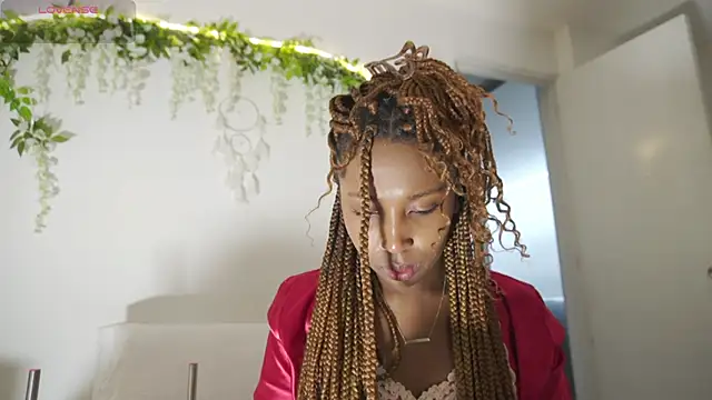 EmmaSanzz  online show from December 2025 11:30:02 AM