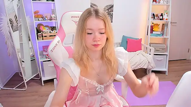 Lily Young online show from February 2025 03:45:01 AM