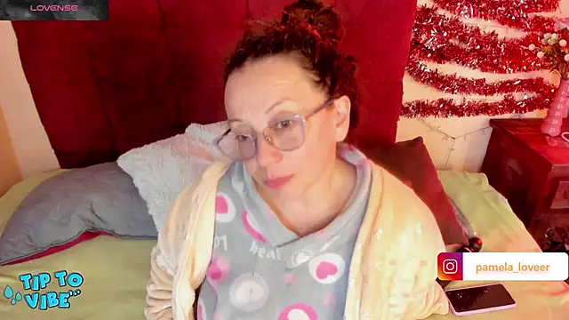 Snapshot of pamela_bell chatting on January 2025 12:20:01 PM pamela bell online show from January 2025 12:20:01 PM