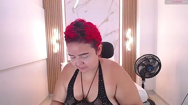 Mariana Rojas online show from July 2026 06:27:01 AM