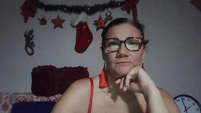 Snapshot of LadyLizi chatting on December 2024 01:00:01 PM LadyLizi online show from December 2024 01:00:01 PM