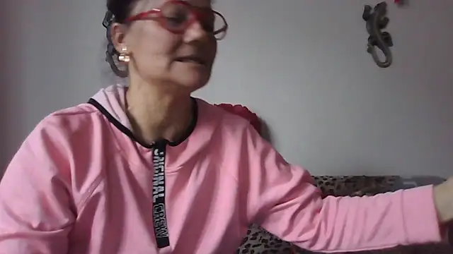 Snapshot of LadyLizi chatting on January 2025 11:55:01 AM LadyLizi online show from January 2025 11:55:01 AM
