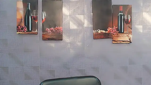 Snapshot of AliceFlirtt_ chatting on December 2024 10:34:01 AM AliceFlirtt online show from December 2024 10:34:01 AM